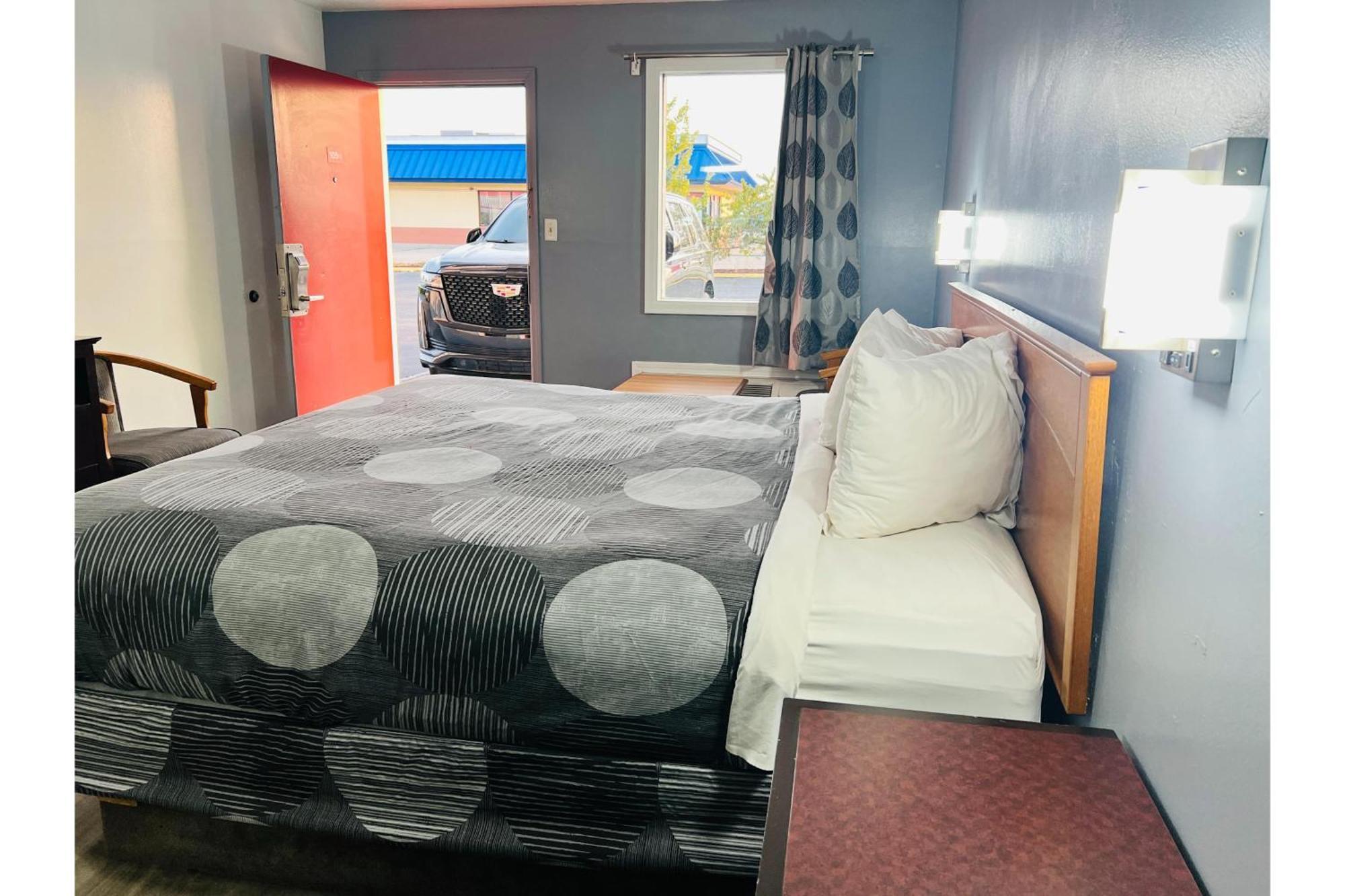 Relax Inn Marshall Bagian luar foto